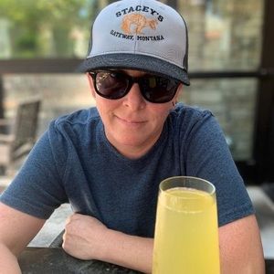 Meet your Posher, Vanessa